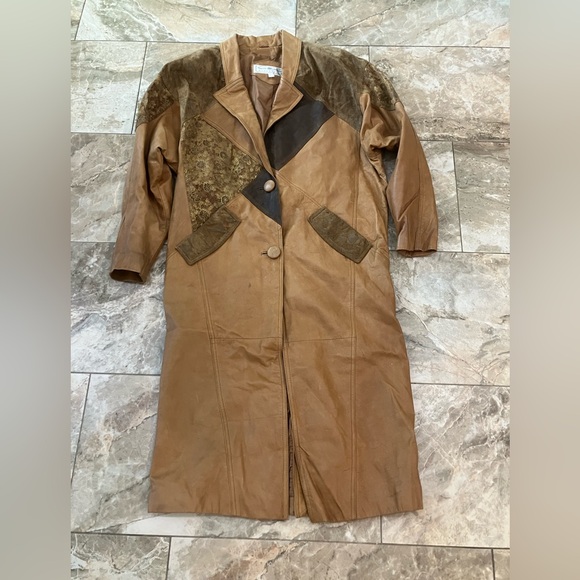 Maggie Lawrence Jackets & Blazers - Vintage Maggie Lawrence leather patchwork Trench Jacket Women’s Size M